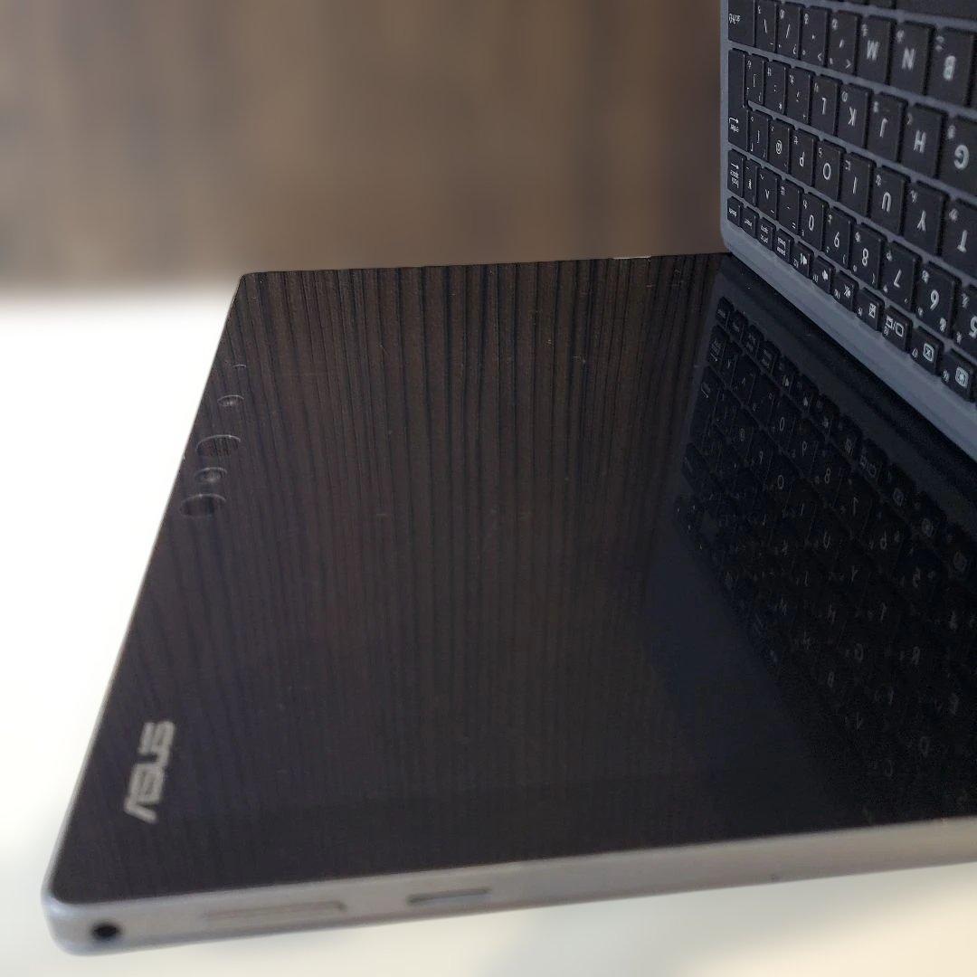 ASUS T303U タブレット