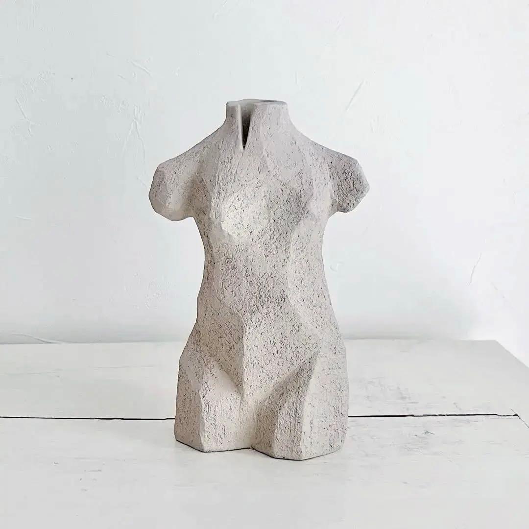 Cooee Design Leahスカルプチャーlimestone
