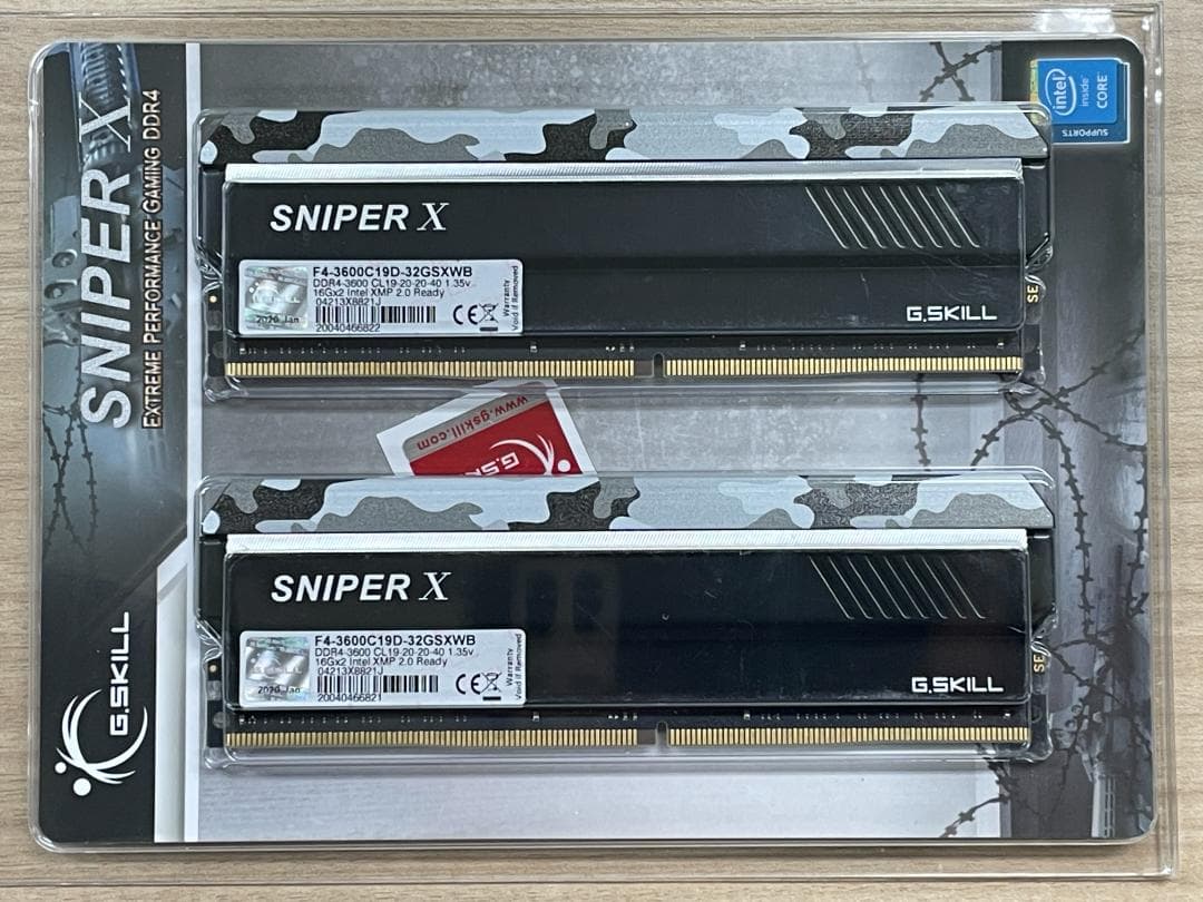 「未使用品」　DDR4 32GB メモリF4-3600C19D-32GSXWB