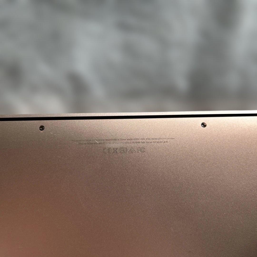 MacBook Air (Retina, 13-inch, 2018) 本体