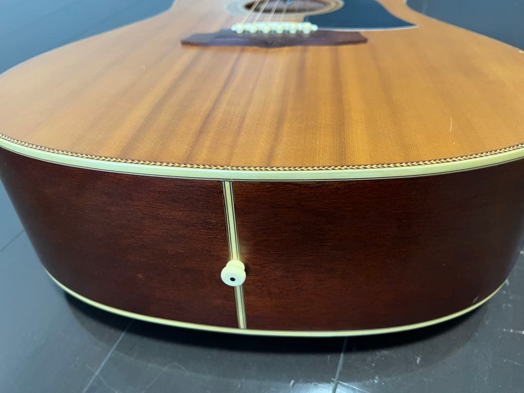 アコースティックギター　ARIA