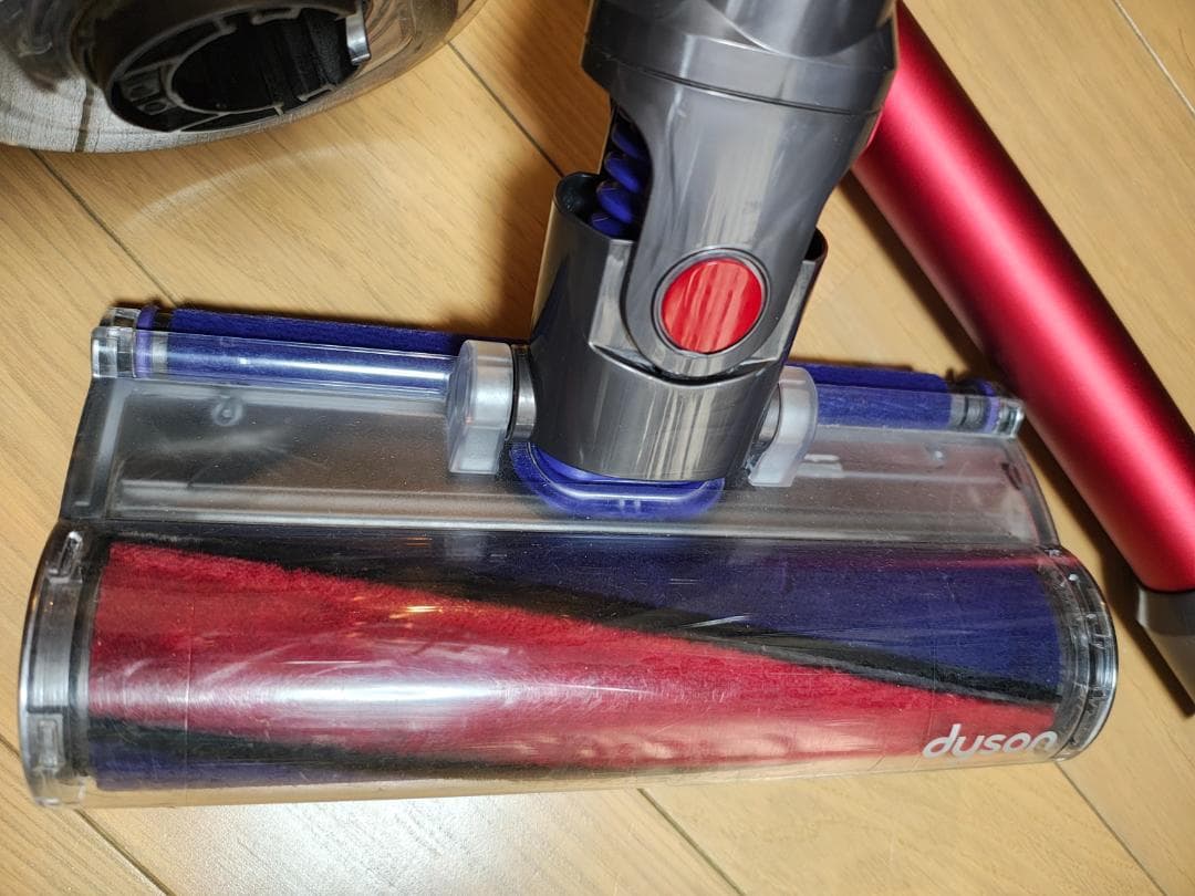 ダイソン★掃除機★V10★ＳV12★純正バッテリー新品と大差なし★スタンド付き