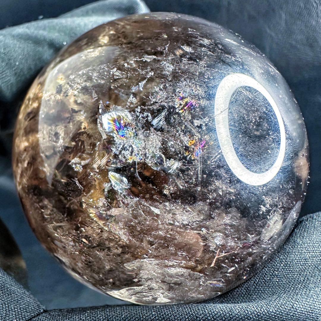 【開運·魔除 】別格高級品❗️レインボー☆スモーキークォーツスフィア丸玉A1388