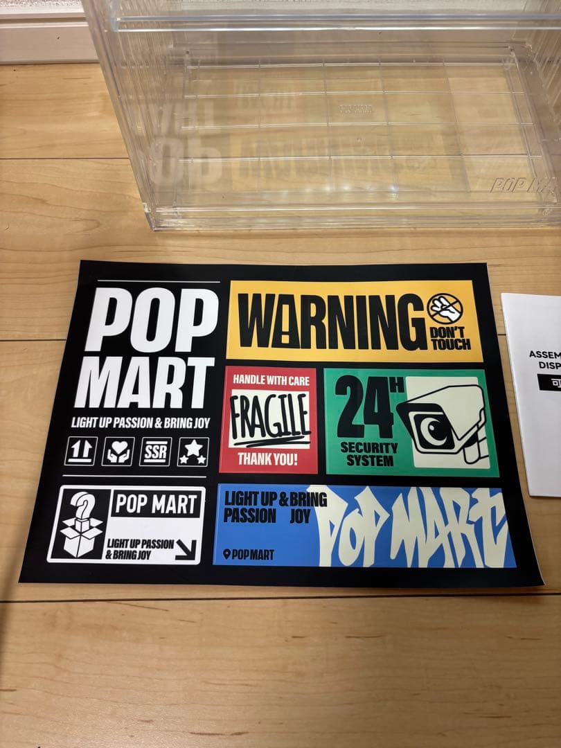 家具・インテリア POP MART 400% Lighted Display Container