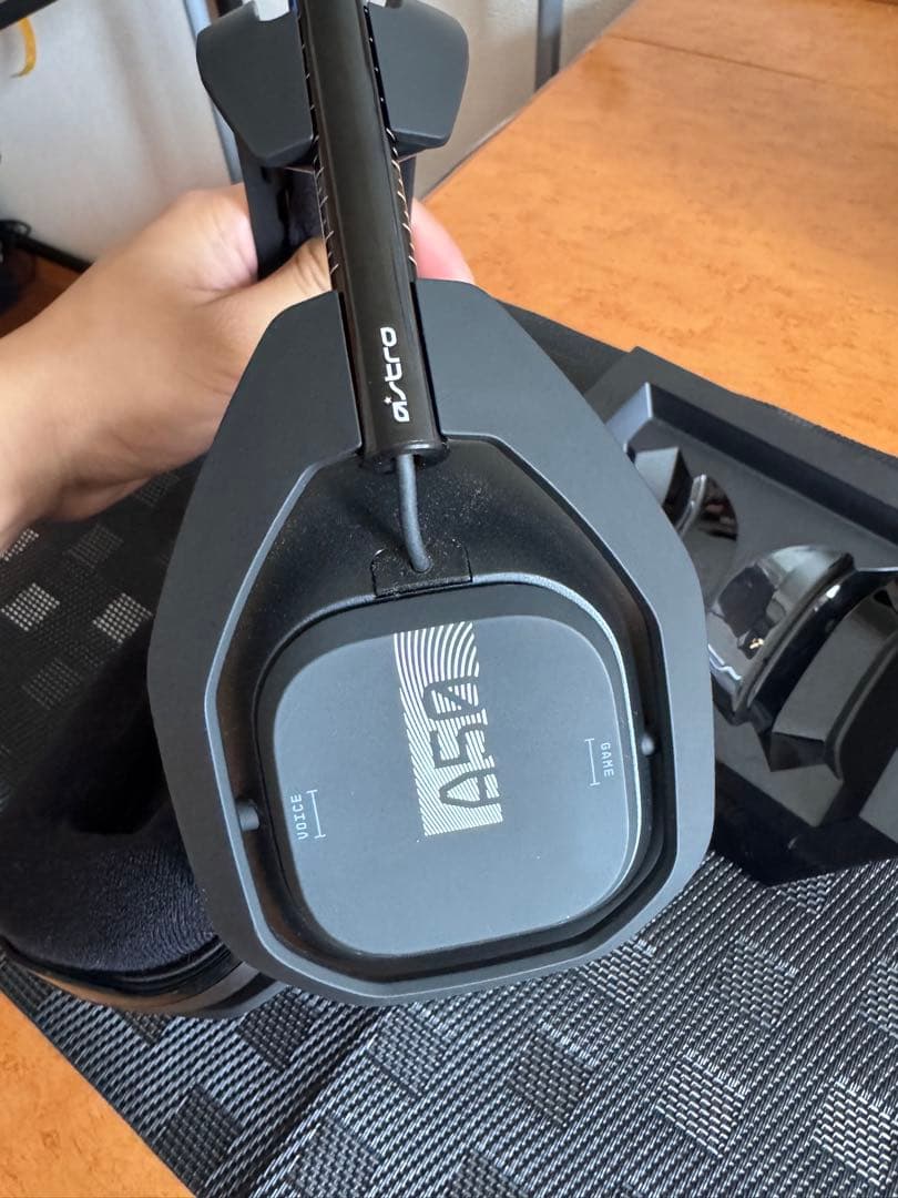 ASTRO A50 ワイヤレス ゲーミングヘッドセット