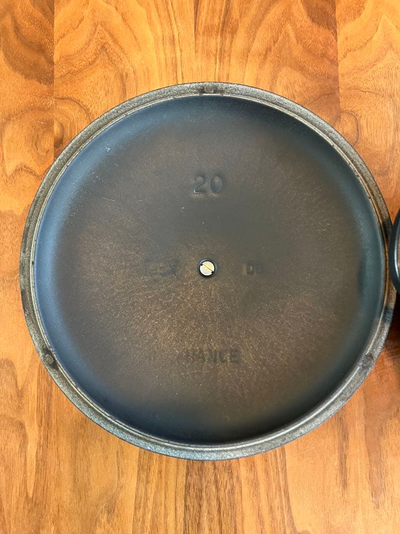 LE CREUSET 両手鍋20 黒