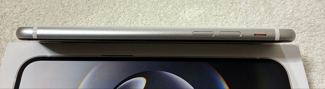 iPhoneSE2 128GB ホワイト 美品