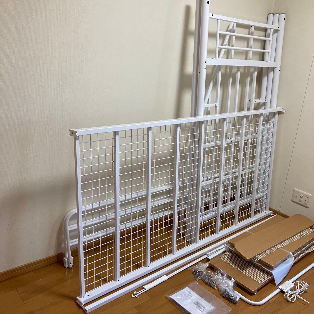 【歳末値下げ】ロフトベッド ホワイト マットレス付　取扱説明書付