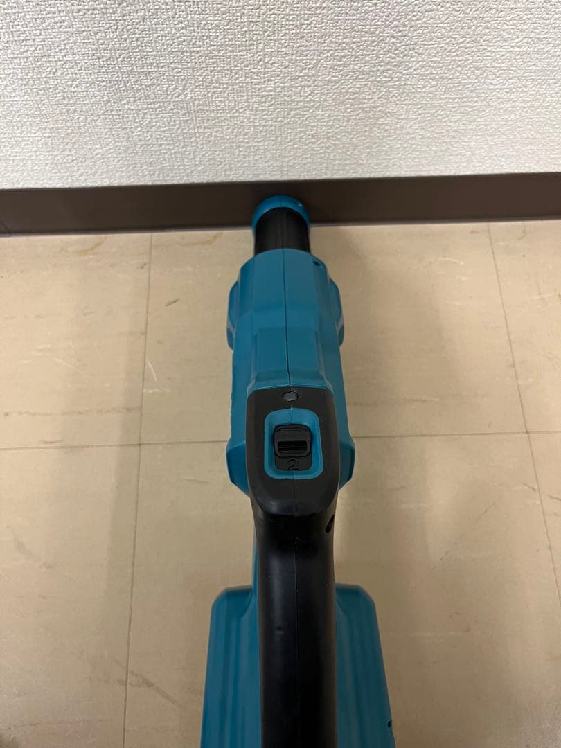 マキタ　Makita MHW180DZ 充電式洗浄機　18V高圧洗浄機
