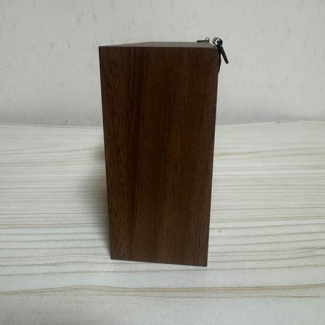 羊毛フェルト ハチワレ猫BOXフレーム