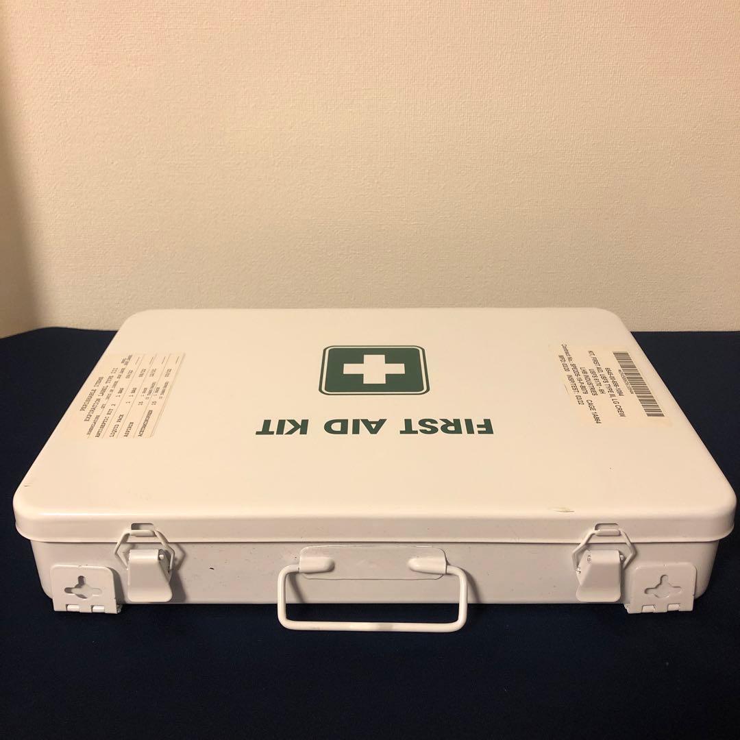 激レア 米軍実物 大型ファーストエイドポーチ 救急セット入れ キャンプ・車載に