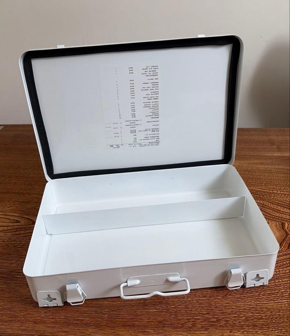 激レア 米軍実物 大型ファーストエイドポーチ 救急セット入れ キャンプ・車載に