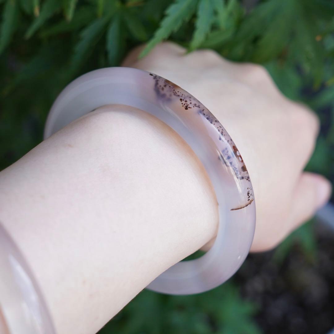 ❄メノウ カルセドニー 玉髄 バングル　腕輪　 新品 0082