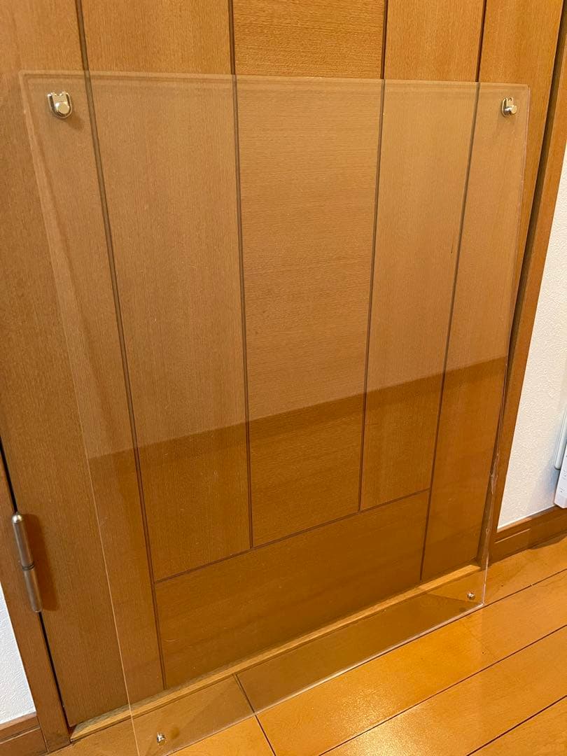 ★最終値下★  透明アクリルポスターフレーム4つ&白い写真フレーム1つまとめ売り