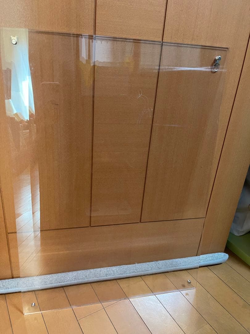 ★最終値下★  透明アクリルポスターフレーム4つ&白い写真フレーム1つまとめ売り