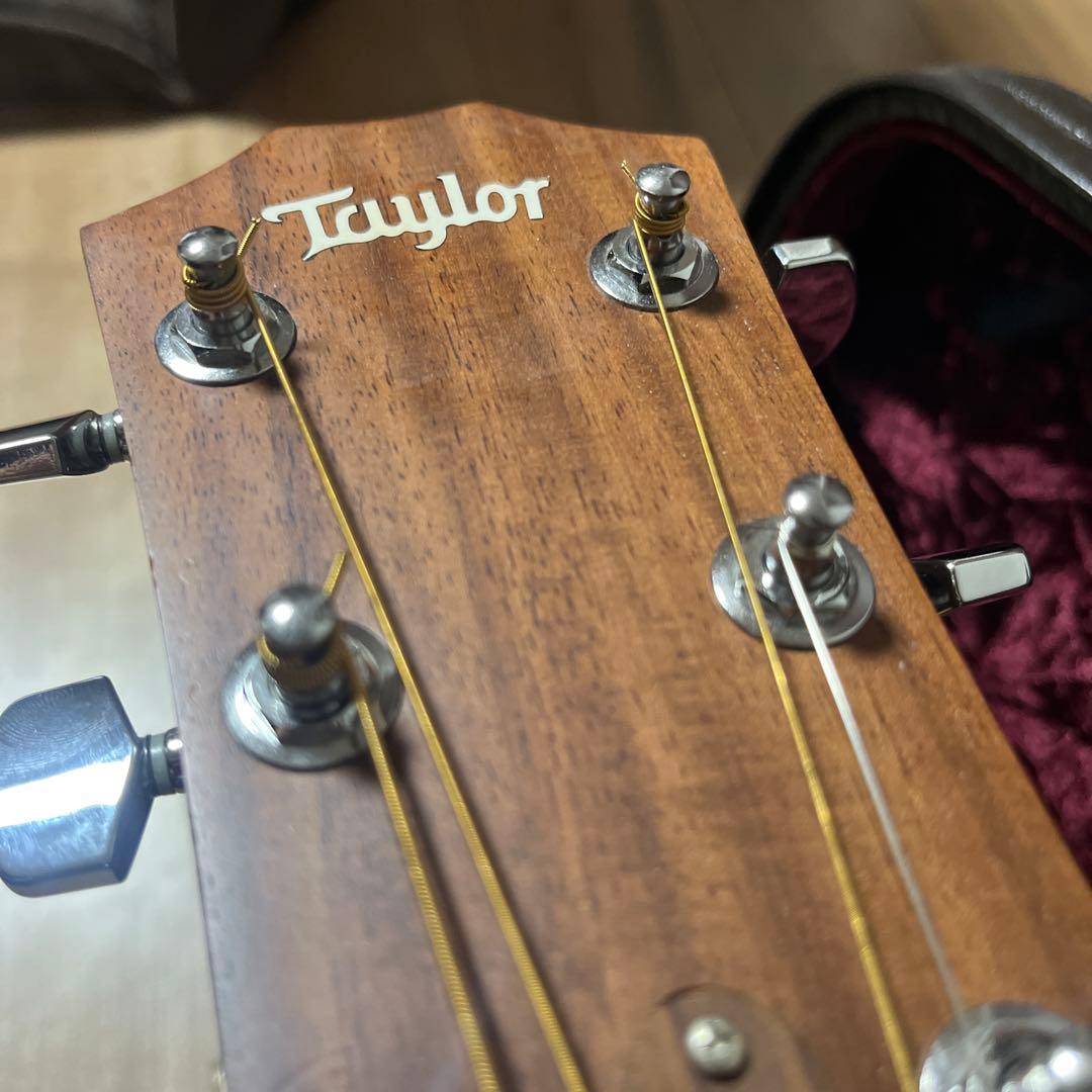 Taylor 210DLX 2015年製 ハードケース付