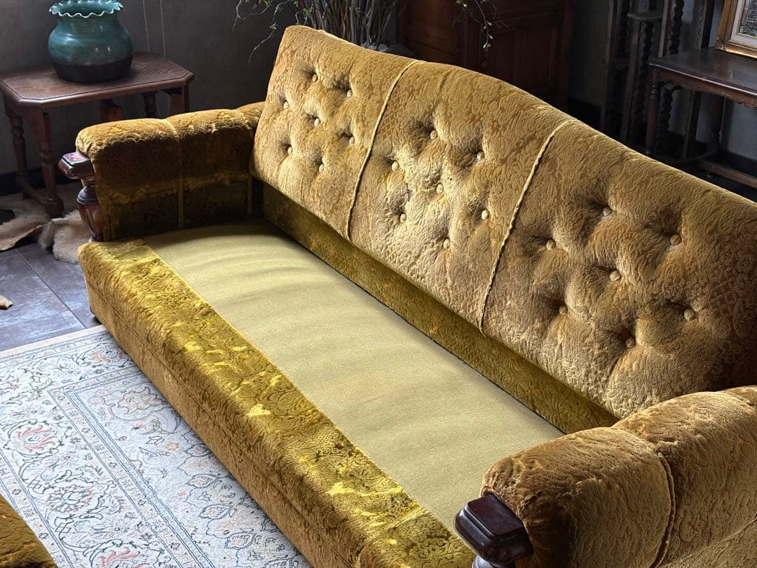 希少　カリモク　三人掛けソファ　オールドカリモク　国産家具　クラシック　IZ