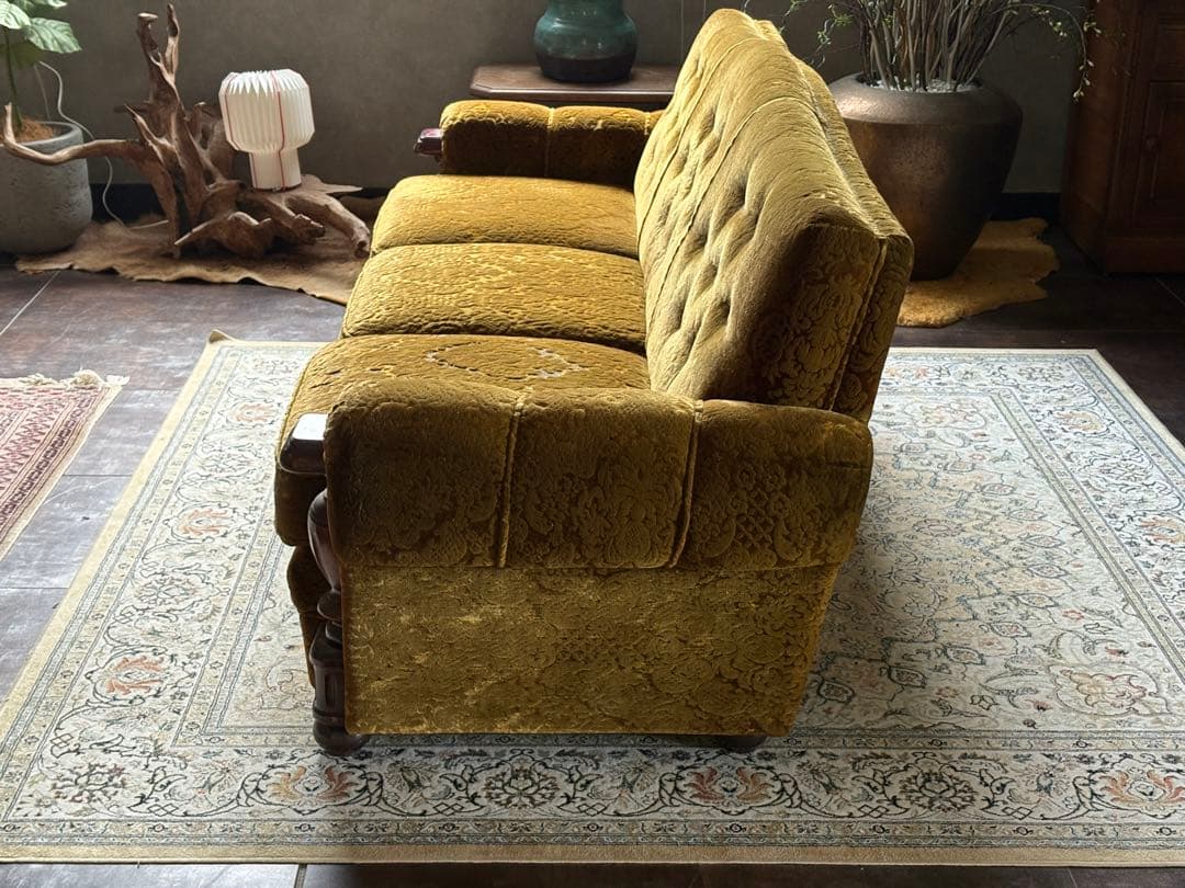 希少　カリモク　三人掛けソファ　オールドカリモク　国産家具　クラシック　IZ