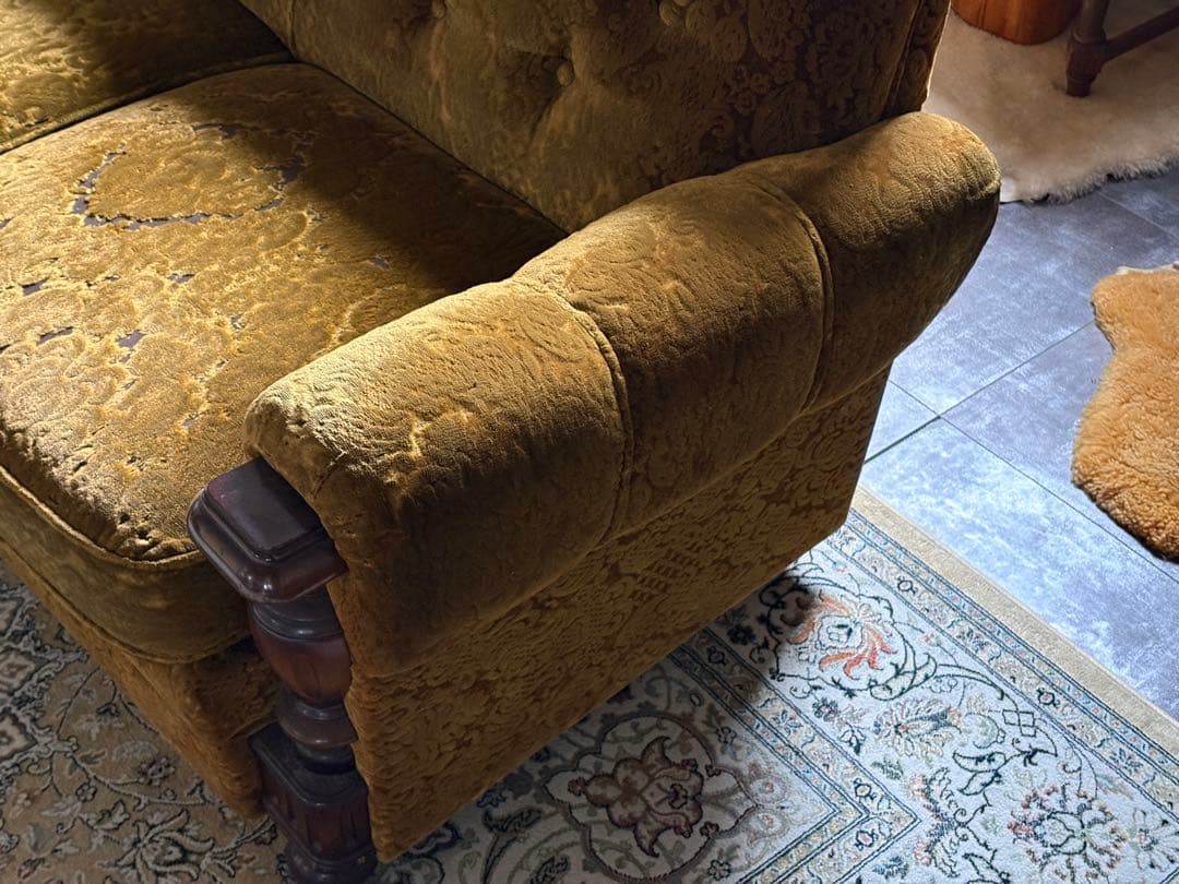 希少　カリモク　三人掛けソファ　オールドカリモク　国産家具　クラシック　IZ