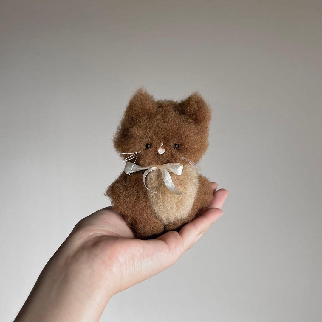 キャラメル　ちいさなネコ　猫　ぬいぐるみ　作家　テディベア　アートドール　38b