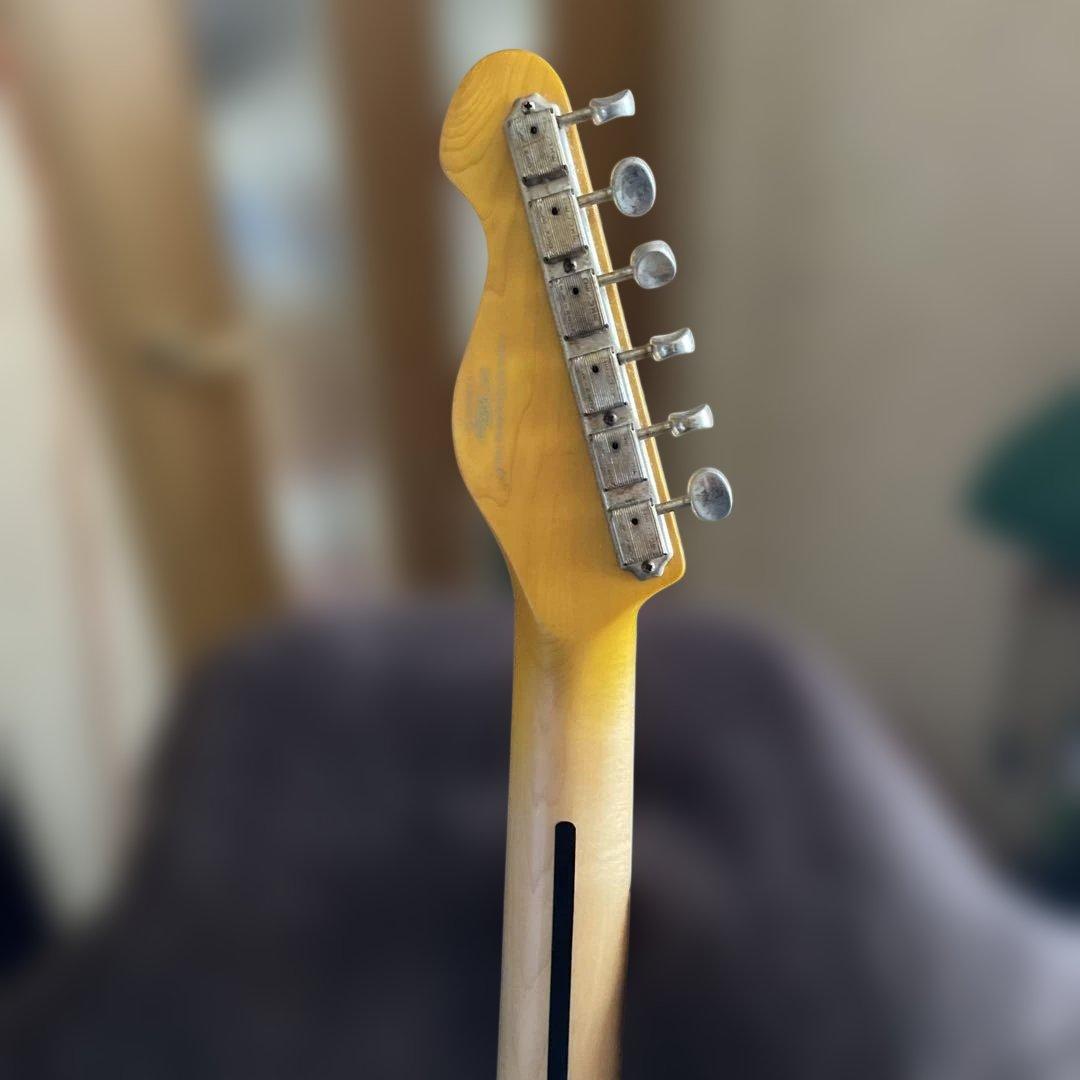 Vintage Icon Series V52 エレキギター