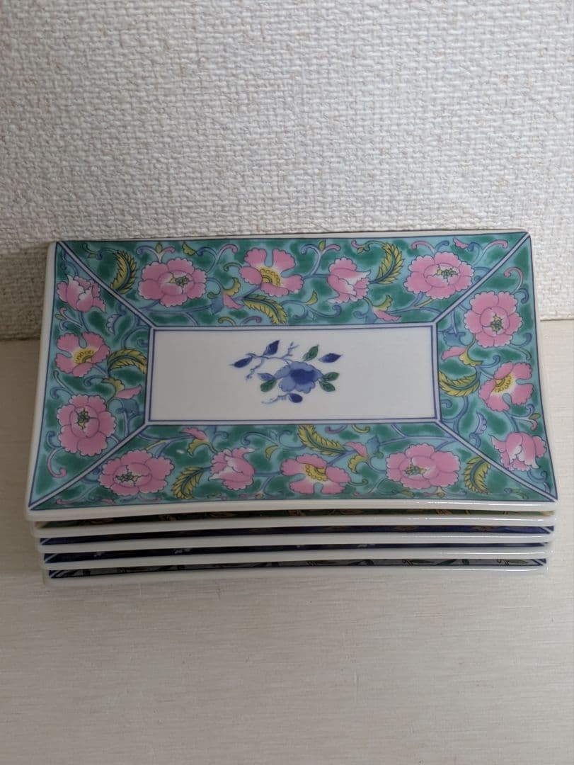 有田焼　林斉窯　長角皿揃　銘々皿　古伊万里風絵変わり　5枚セット　未使用品