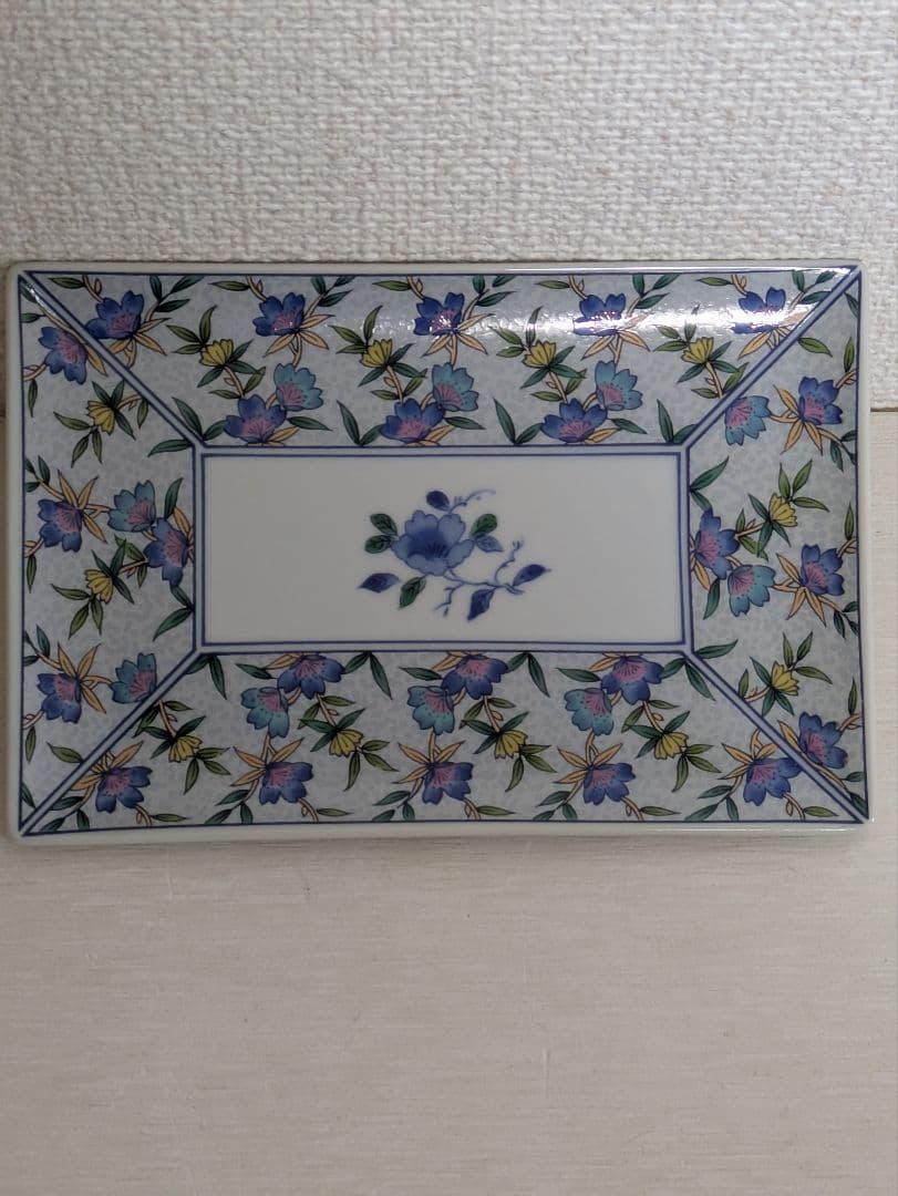 有田焼　林斉窯　長角皿揃　銘々皿　古伊万里風絵変わり　5枚セット　未使用品