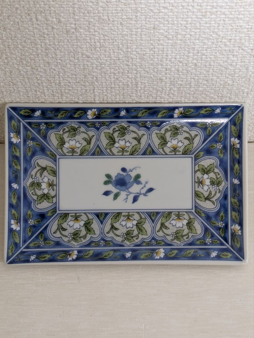 有田焼　林斉窯　長角皿揃　銘々皿　古伊万里風絵変わり　5枚セット　未使用品