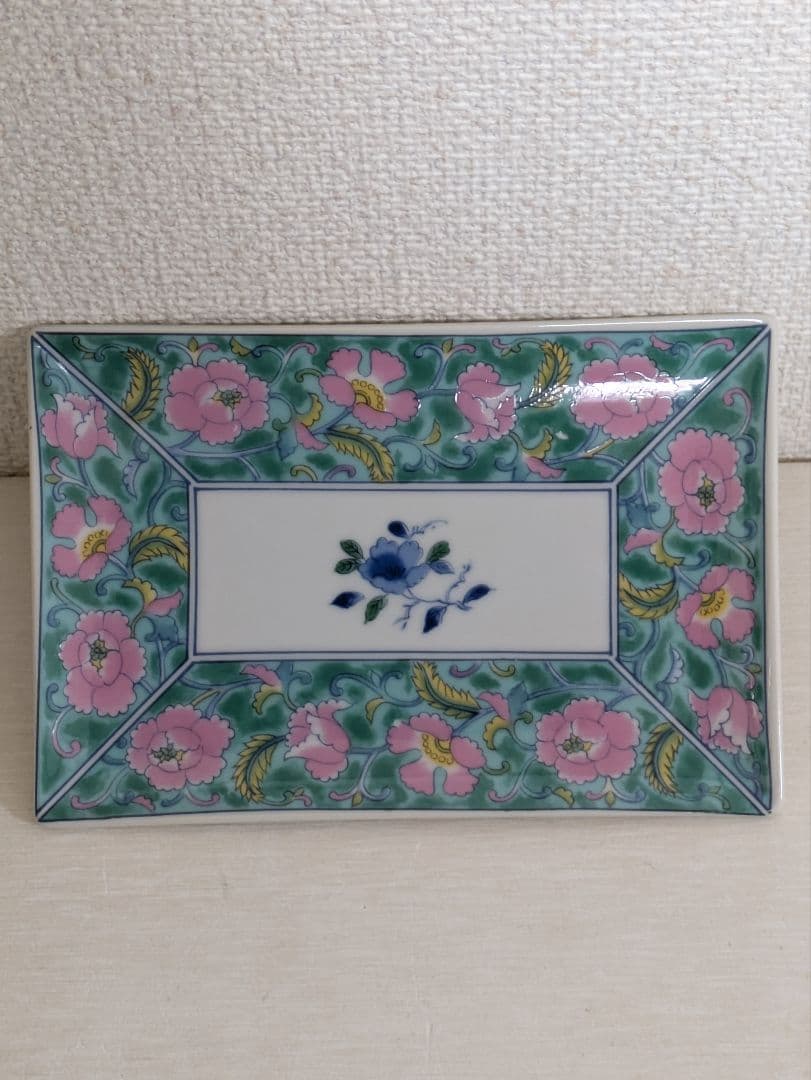 有田焼　林斉窯　長角皿揃　銘々皿　古伊万里風絵変わり　5枚セット　未使用品