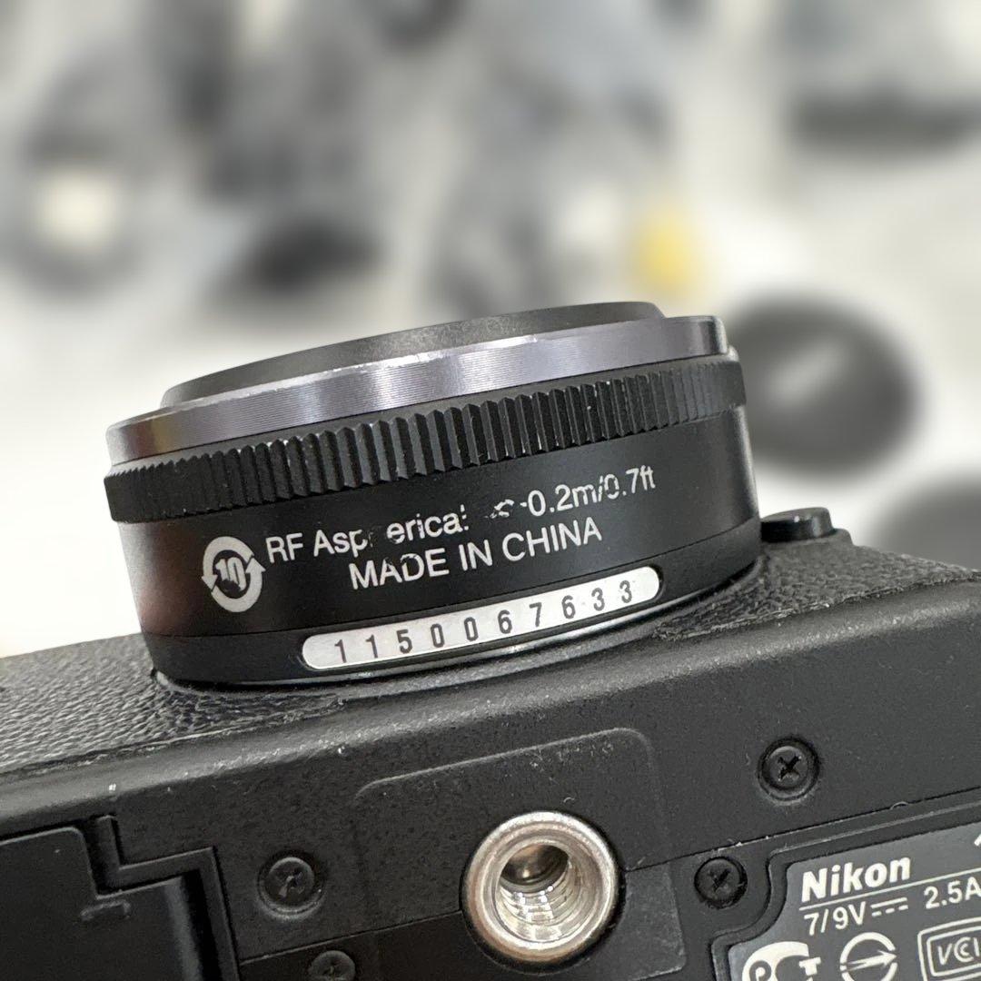 美品　Nikon 1 V1 10mmレンズキット