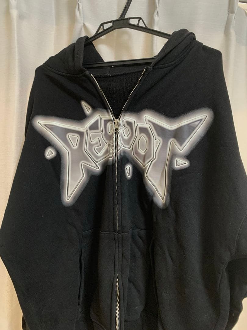 treasure reboot パーカー　Mサイズ