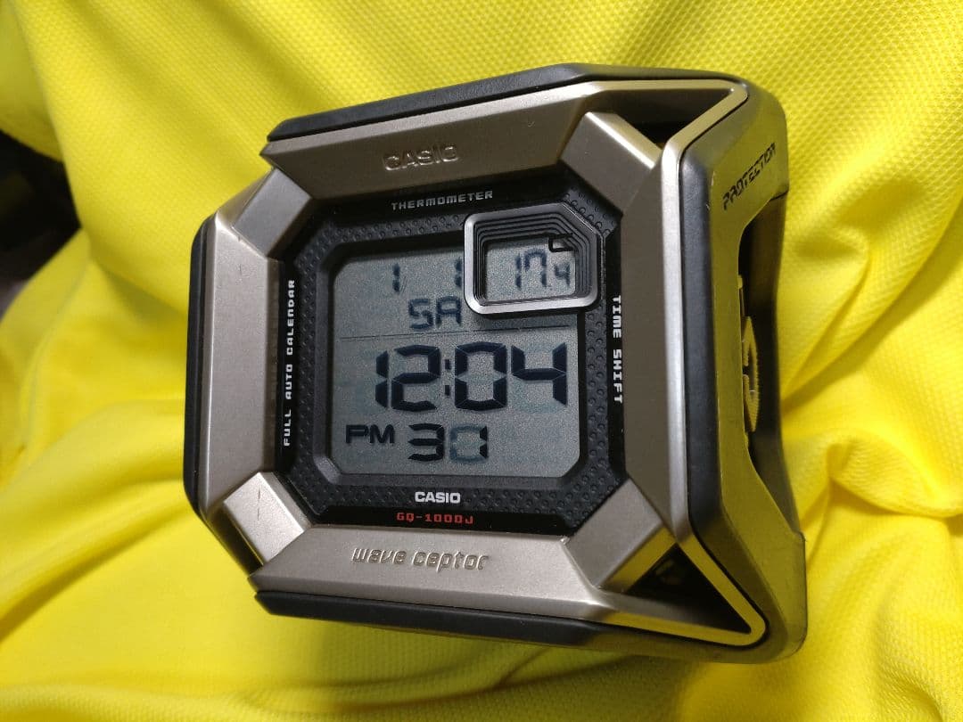 ■ CASIO wave ceptor デジタル置時計
