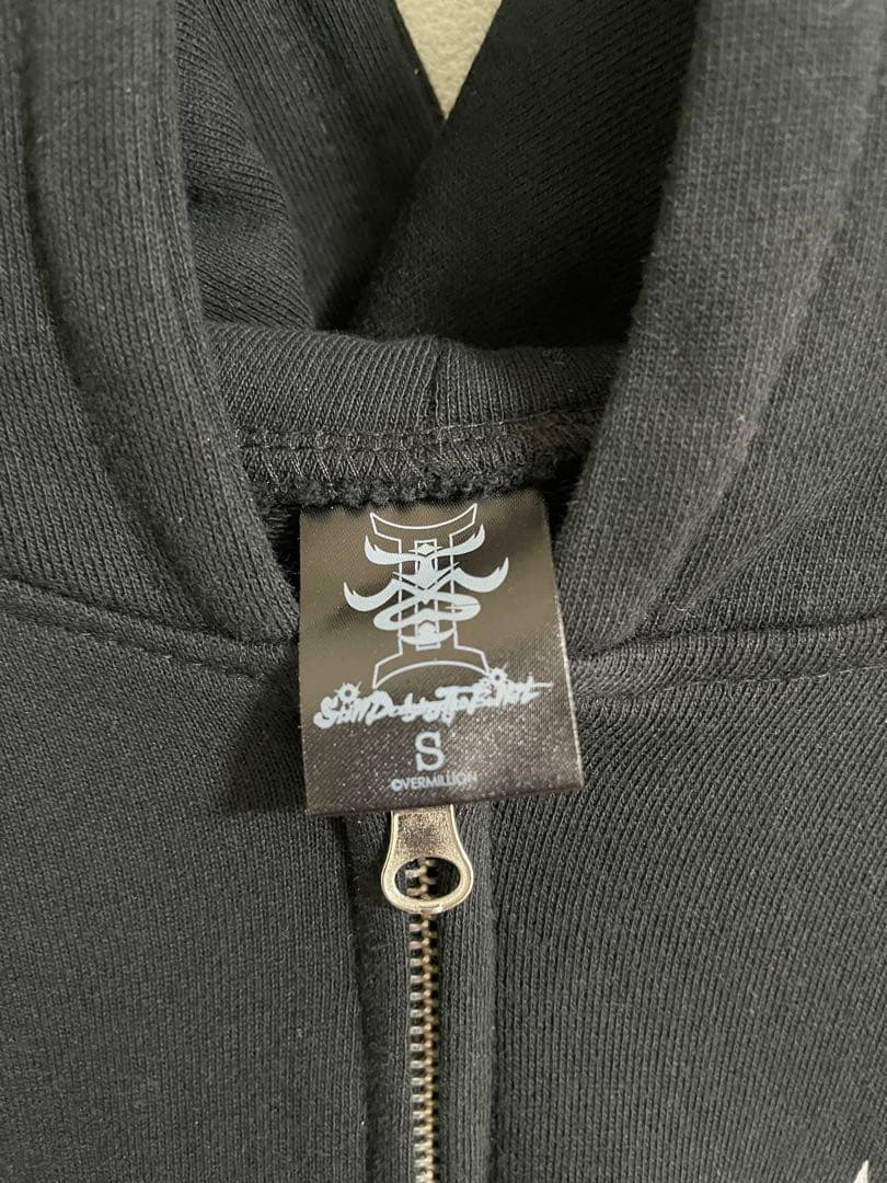 TMG 松本孝弘　ジップアップパーカー