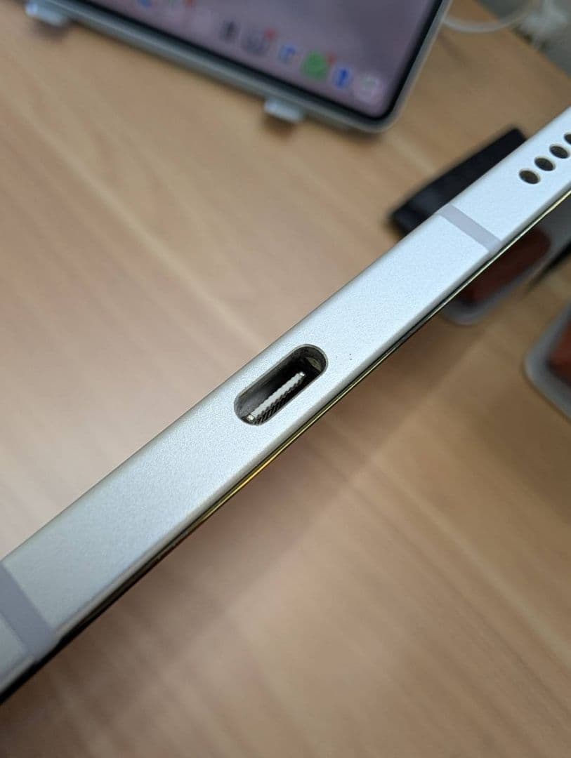 【ほぼ未使用】バッテリー100% iPad Air 第4世代10.9 64GB