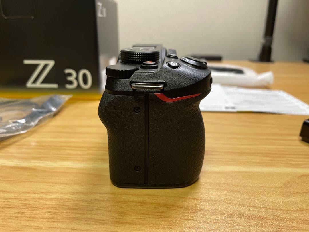 NIKON ミラーレス一眼 Z30 ボディ(ウィンドマフ付き)