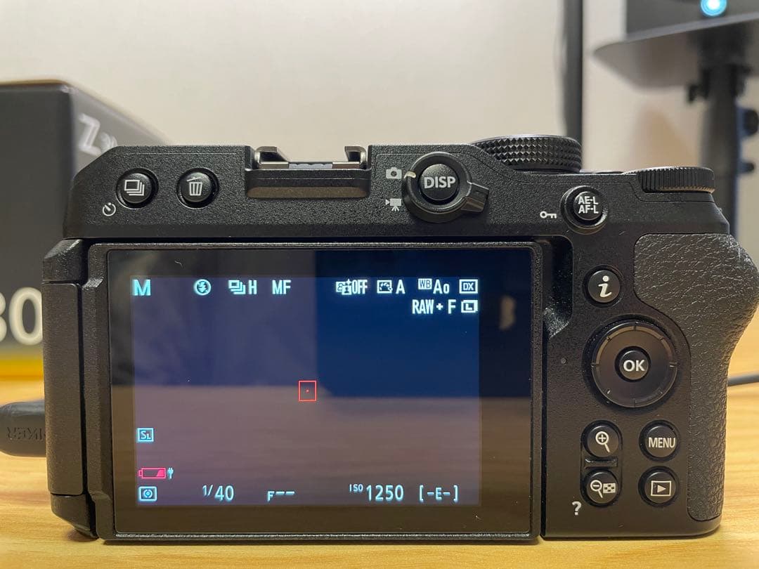 NIKON ミラーレス一眼 Z30 ボディ(ウィンドマフ付き)