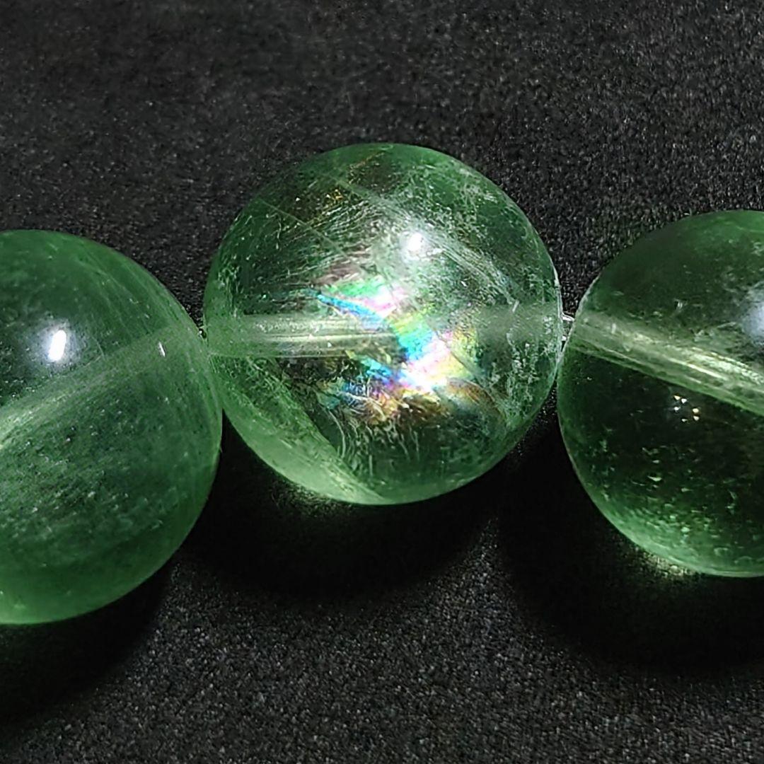 ★虹入りグリーンフローライト 17ミリ珠 ブレスレット(SA)