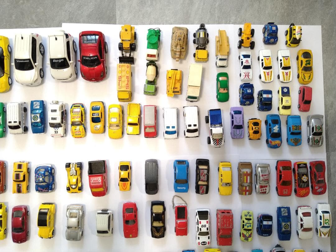 ミニカー、働く車　約150台