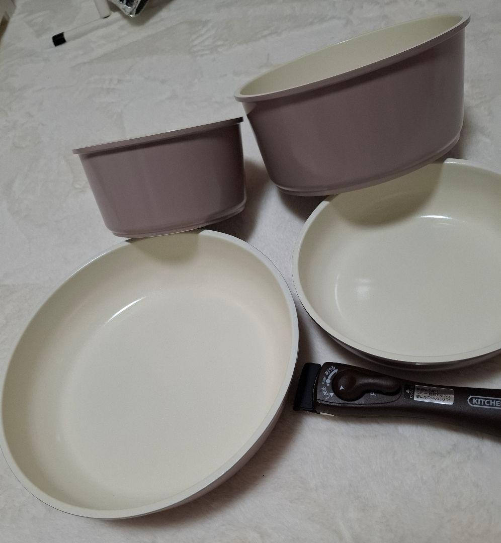 アイリスオーヤマ　フライパン 9点 IHガス火対応 セラミックカラーパン ピンク