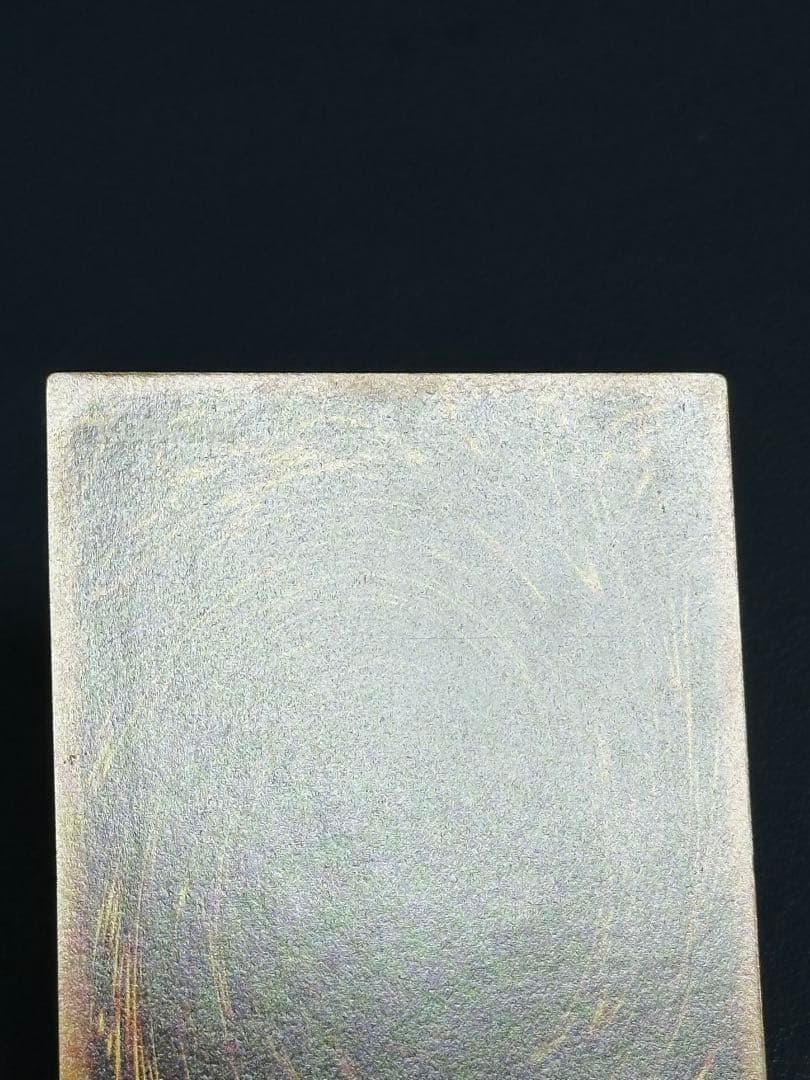 インセクトクイーン　レリーフ