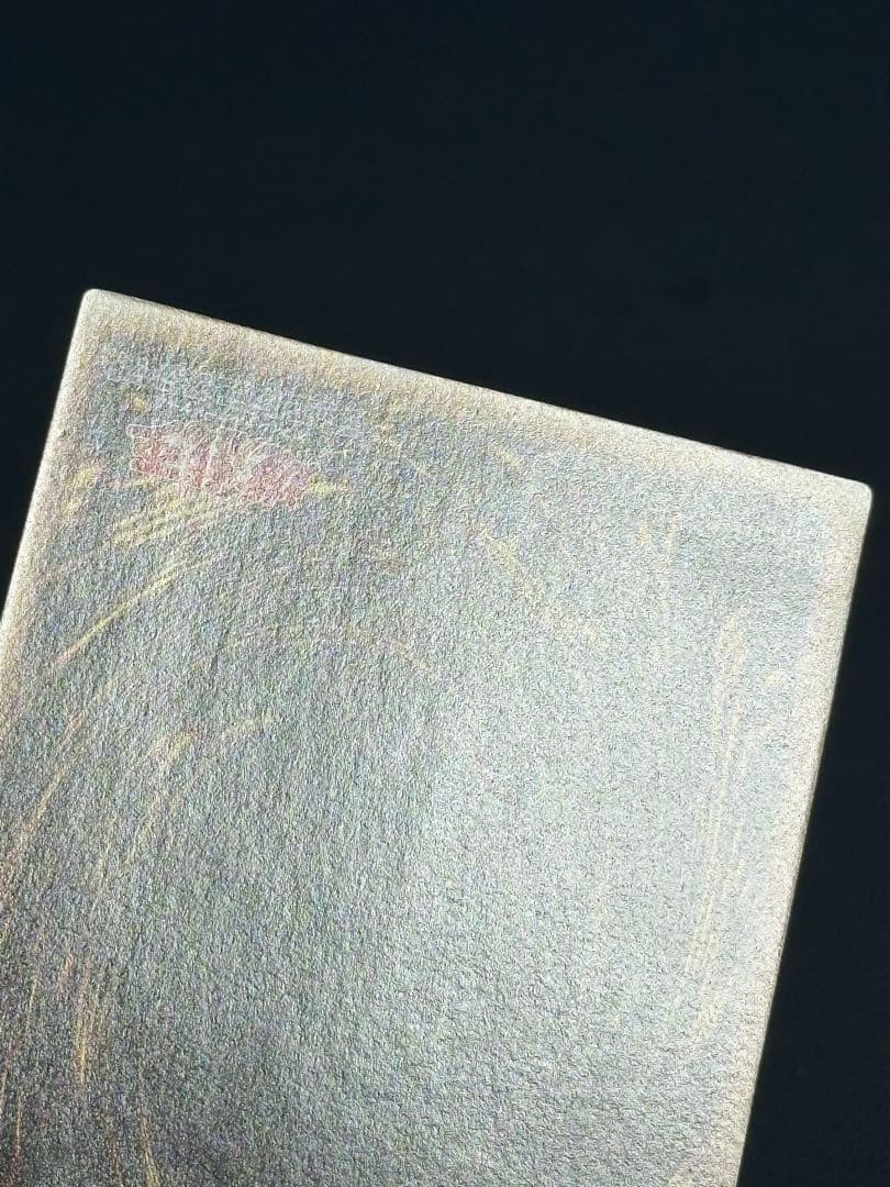 インセクトクイーン　レリーフ