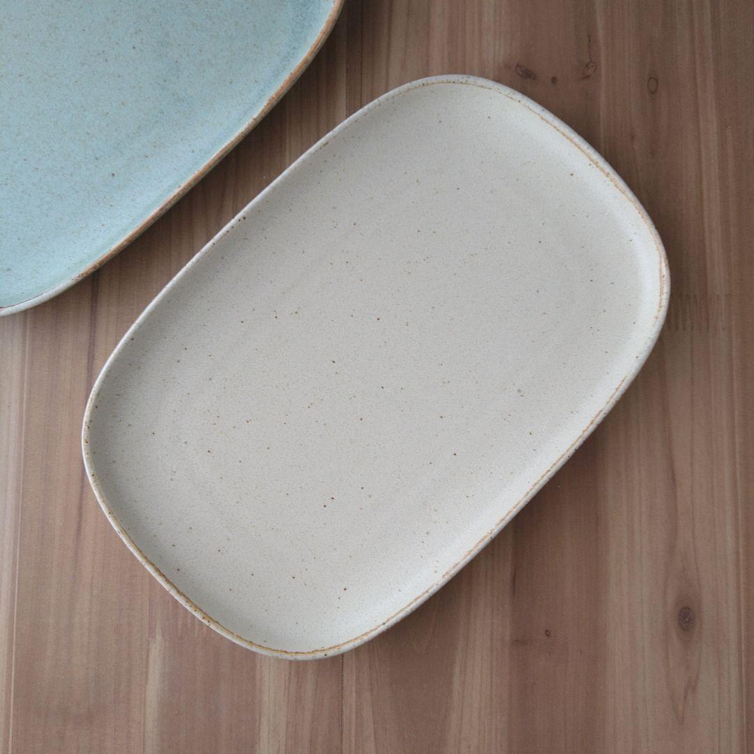 プレーンマット楕円角皿・４枚　美濃焼〈新品・未使用〉