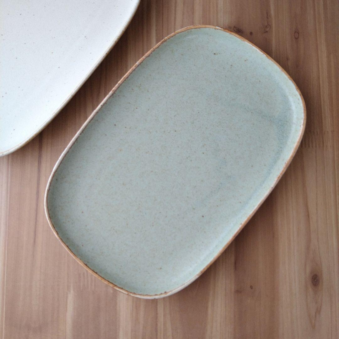 プレーンマット楕円角皿・４枚　美濃焼〈新品・未使用〉