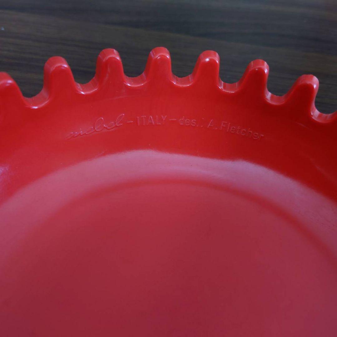 イタリア製のメベル社のクラムボックス