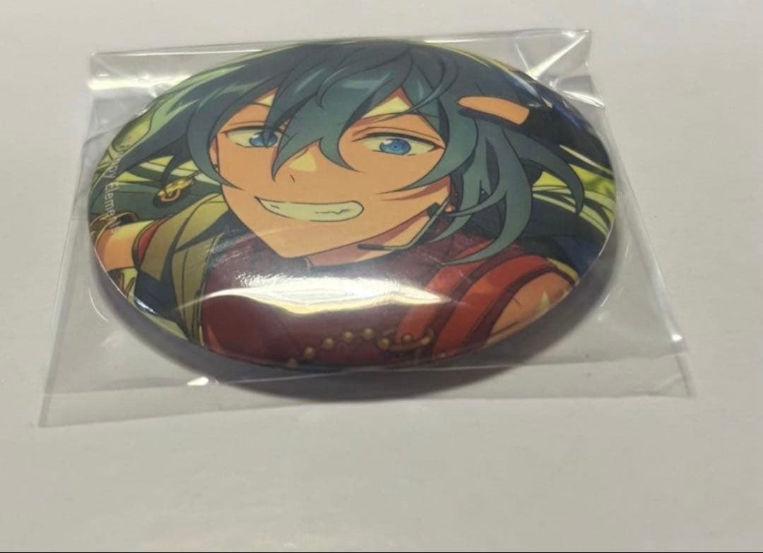 【最終値下げ】あんスタ 椎名ニキ フィーチャースカウト2缶バッジ