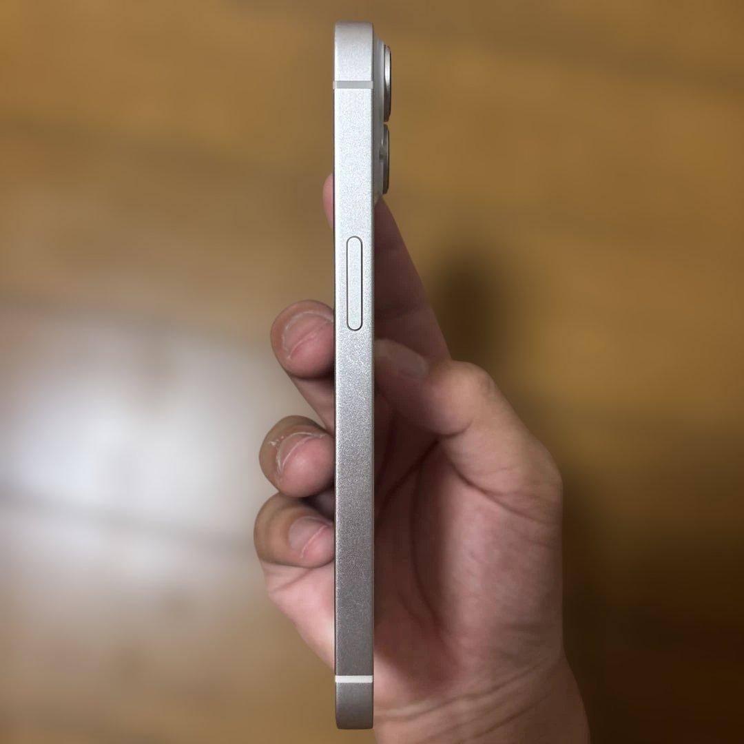iPhone 14 128GB スターライト バッテリー最大容量100%