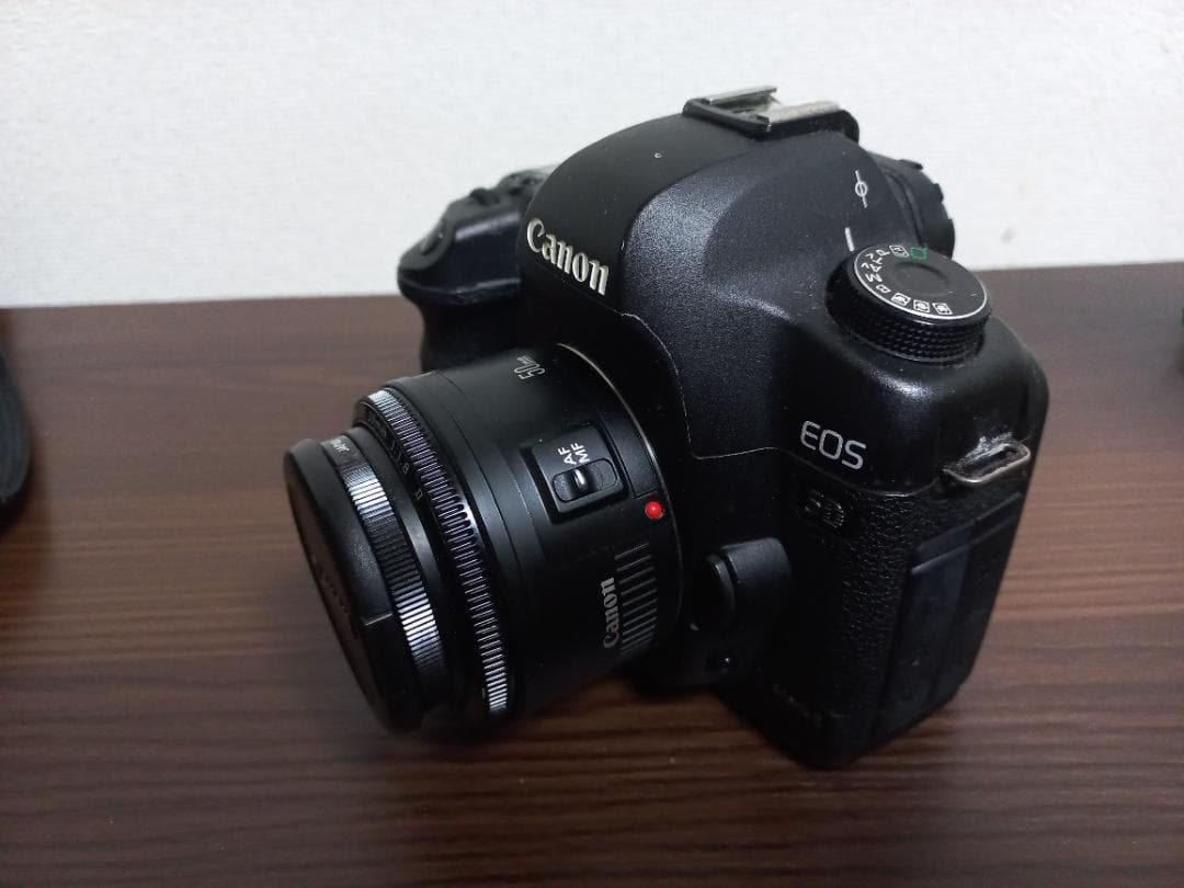 【まとめ売り】Canon EOS 5D MARK2、EF50MM F!.8レンズ