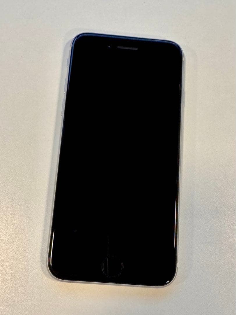 【超美品】Apple iPhone SE (第2世代) ホワイト 92% 本体