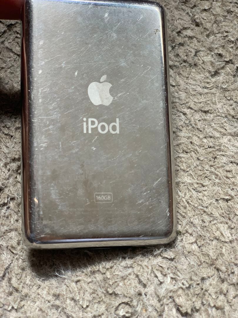 Apple iPod Classic 160GB。