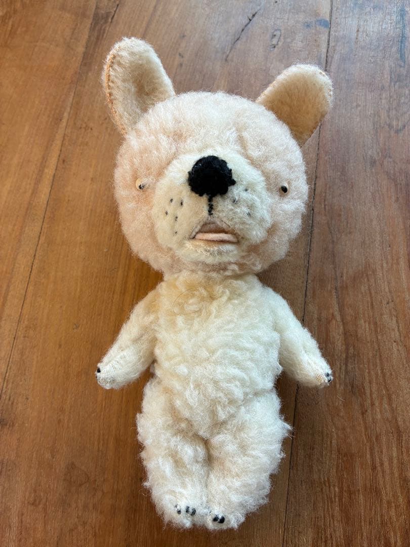 ぬいぐるみ作家　黒田有里　フレンチブルドッグ